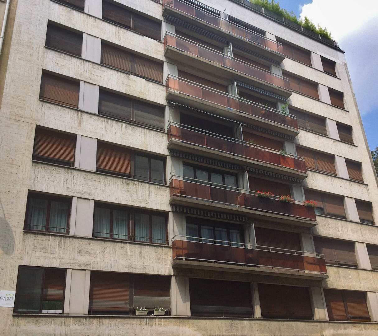 Vue avant de l'immeuble rue de Tocqueville